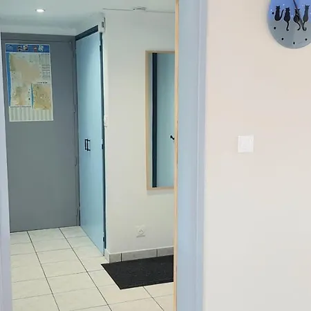 Spacieux Et Lumineux Secteur Petit Marche A 5 Min A Pied De La * Saint-Jean-de-Monts
